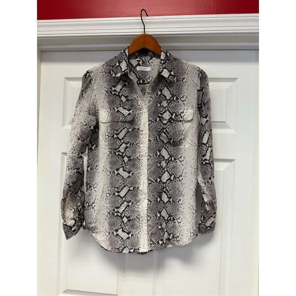 Equipment Femme Cream & Black Snake Print Silk Button Uo Blouse sz S EUC